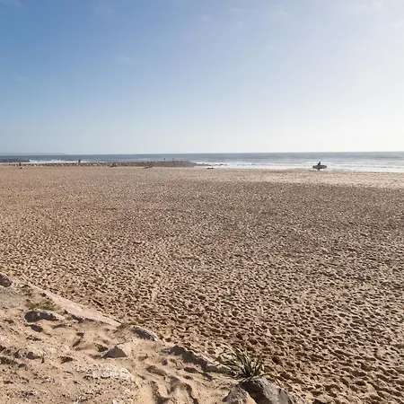 Charming & Spacious Sea Front * Costa da Caparica