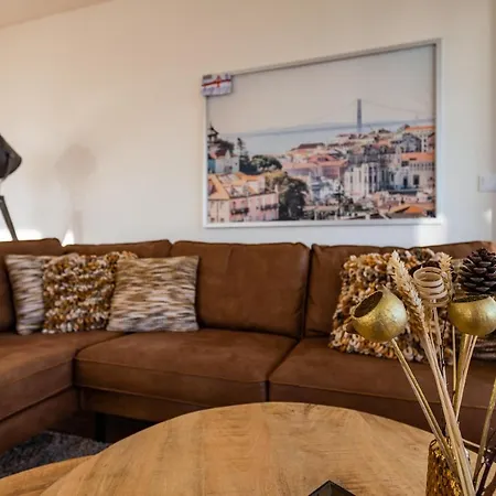 Appartement Charming & Spacious Sea Front