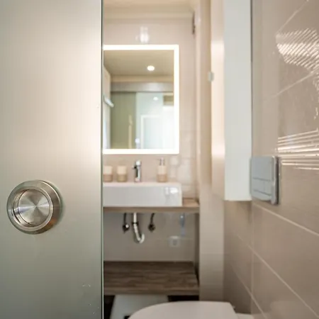Charming & Spacious Sea Front * Costa da Caparica