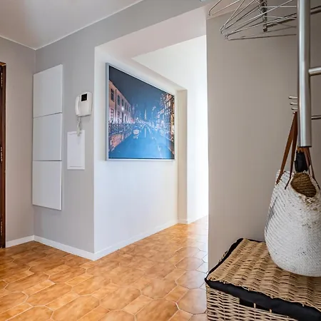 Charming & Spacious Sea Front Costa da Caparica